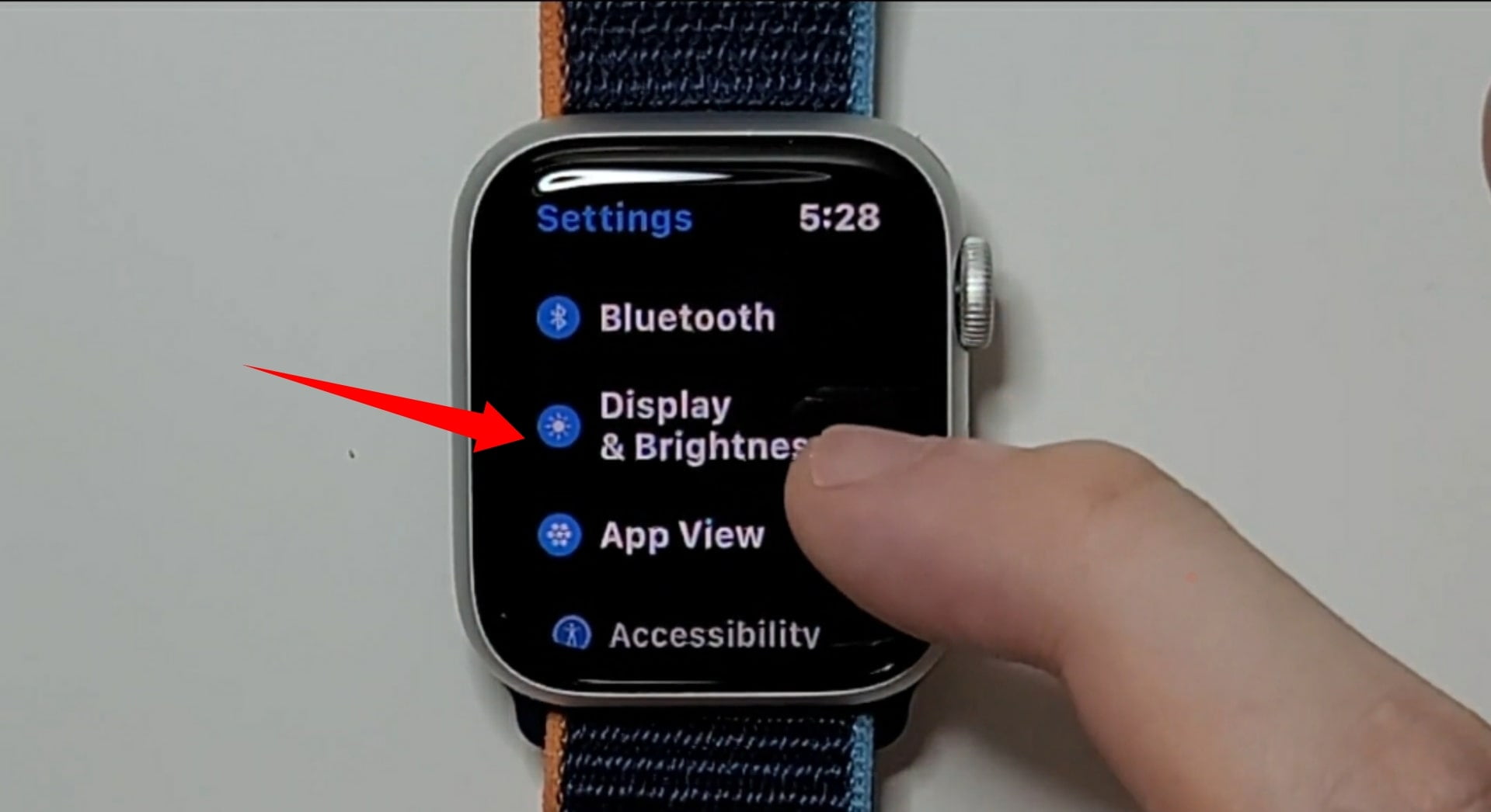 How to Turn Off Always-On Display on Apple Watch Series 5 and 6 (AOD)