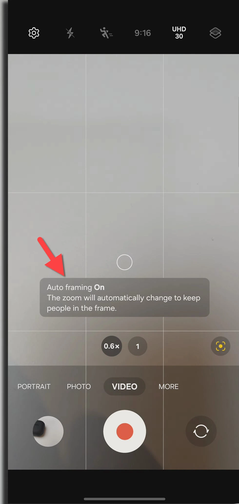 How to Enable & Use the Auto Framing on Samsung S24/S23/S22
